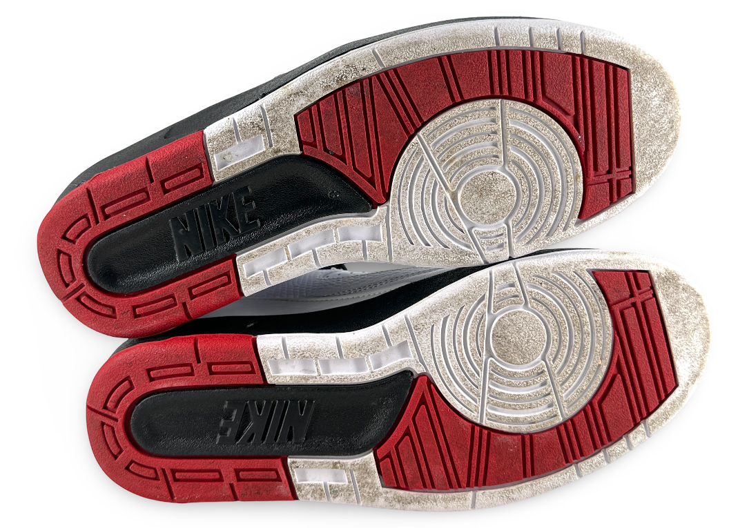 Jordan 2 Retro OG Chicago (2022)