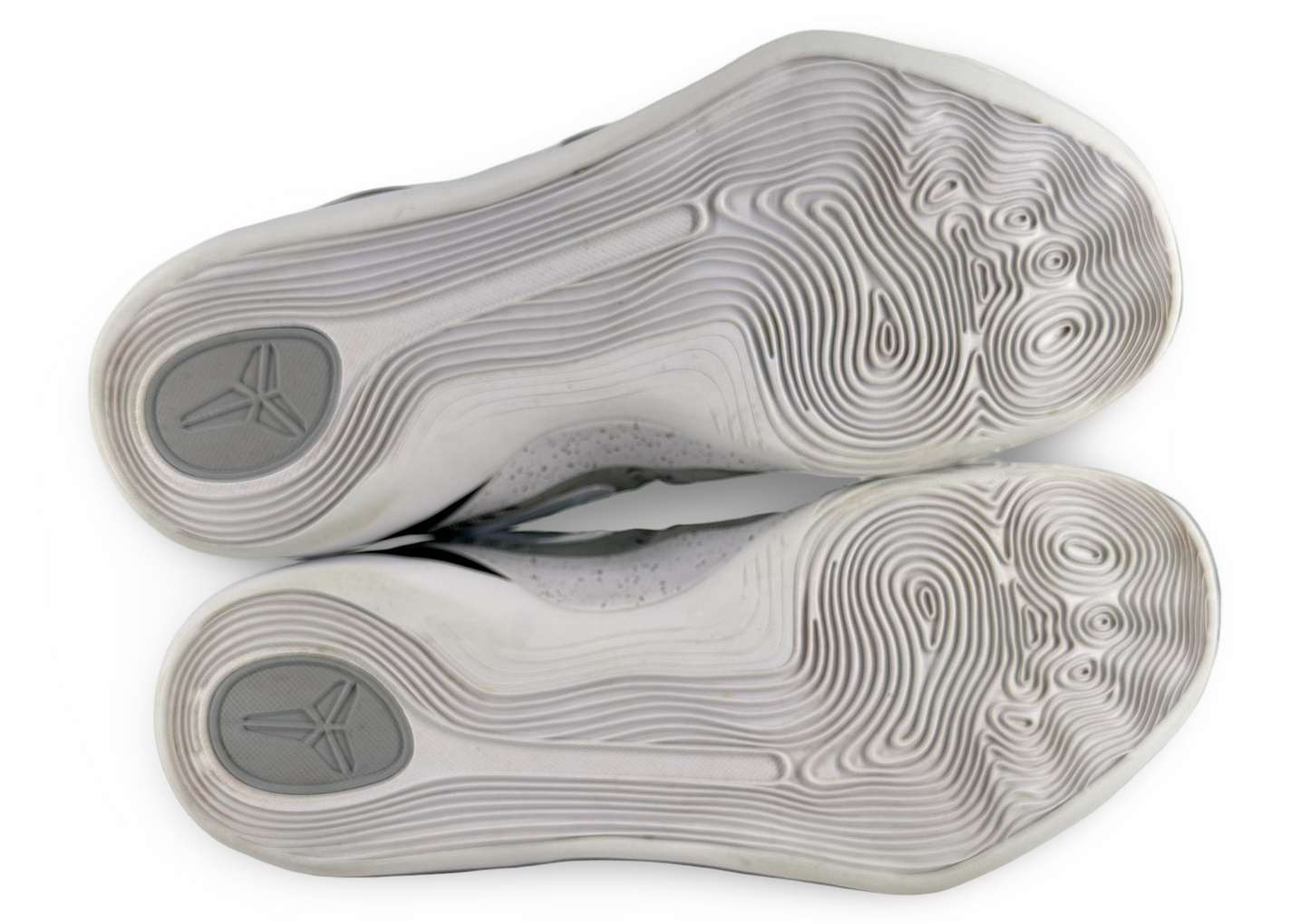 Nike Kobe 9 EM Low Protro TB Wolf Grey