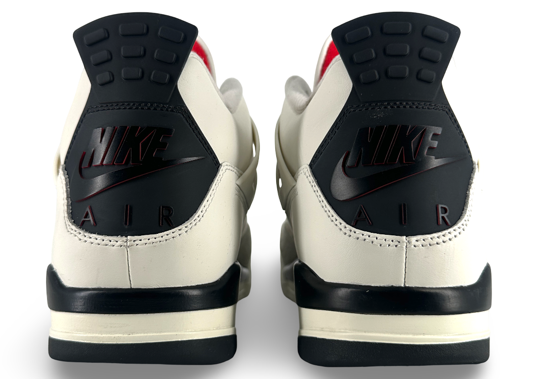 Jordan 4 Retro OG Flight Club