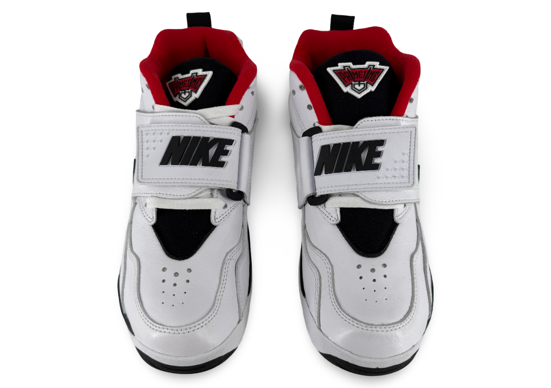 Nike Air Diamond Turf Proto '92 Atlanta Falcons