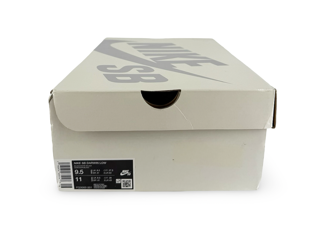 Nike SB Darwin Low Supreme Black