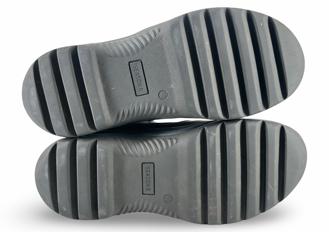 Yeezy Suede Desert Boot Season 6 Graphite