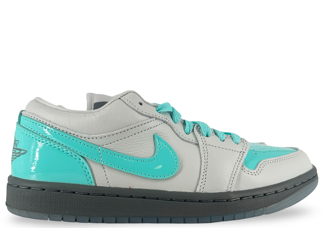 Jordan 1 Low SE Polaroid (Women's)