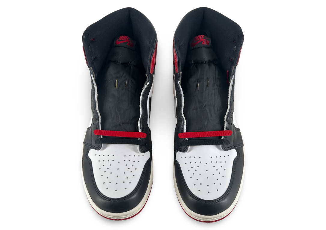 Jordan 1 Retro High OG
Black Toe Reimagined