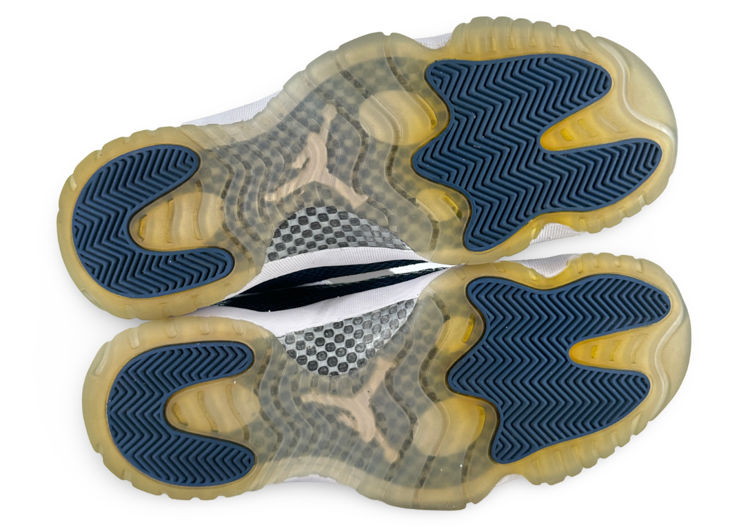 Jordan 11 Retro Low Snake Navy (2019)