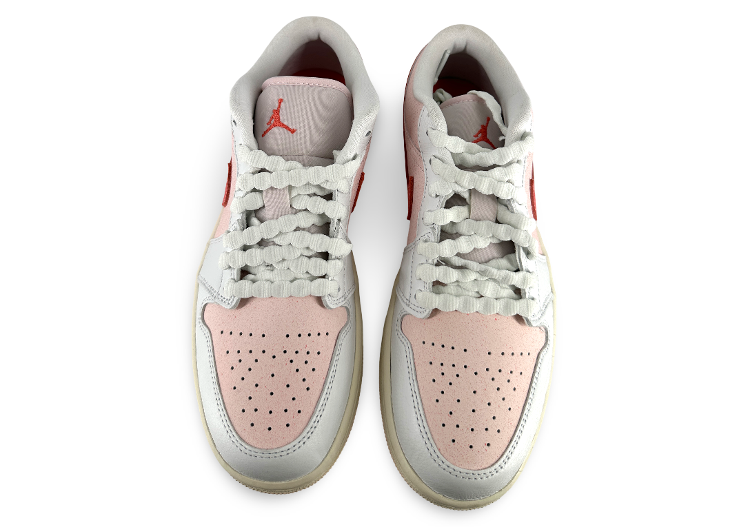 Jordan 1 Low SE Strawberry Milkshake (Women's)