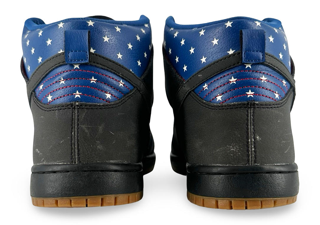 Nike SB Dunk High Captain America
