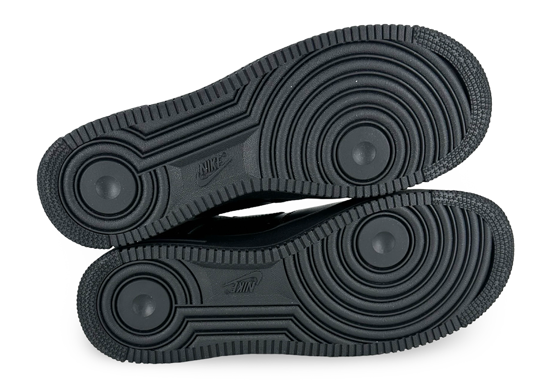 Nike Air Force 1 Low Supreme Black