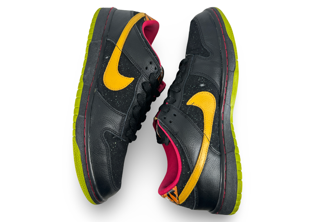 Nike SB Dunk Low Space Tiger