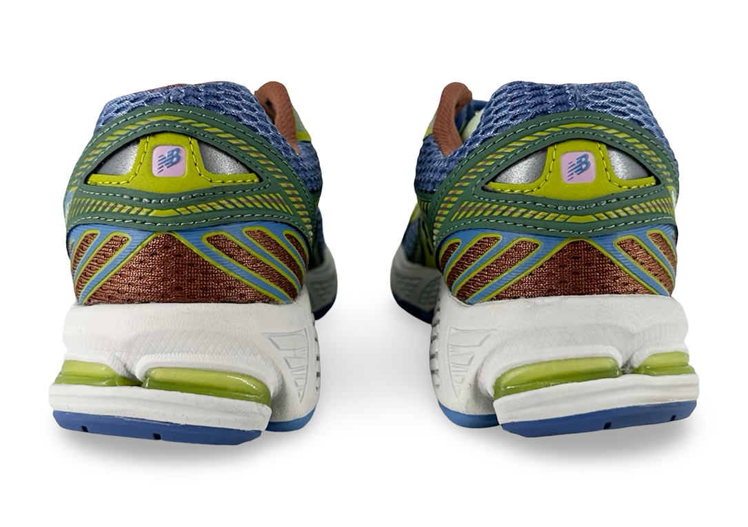 New Balance 860v2 Up There 2000's Tropes