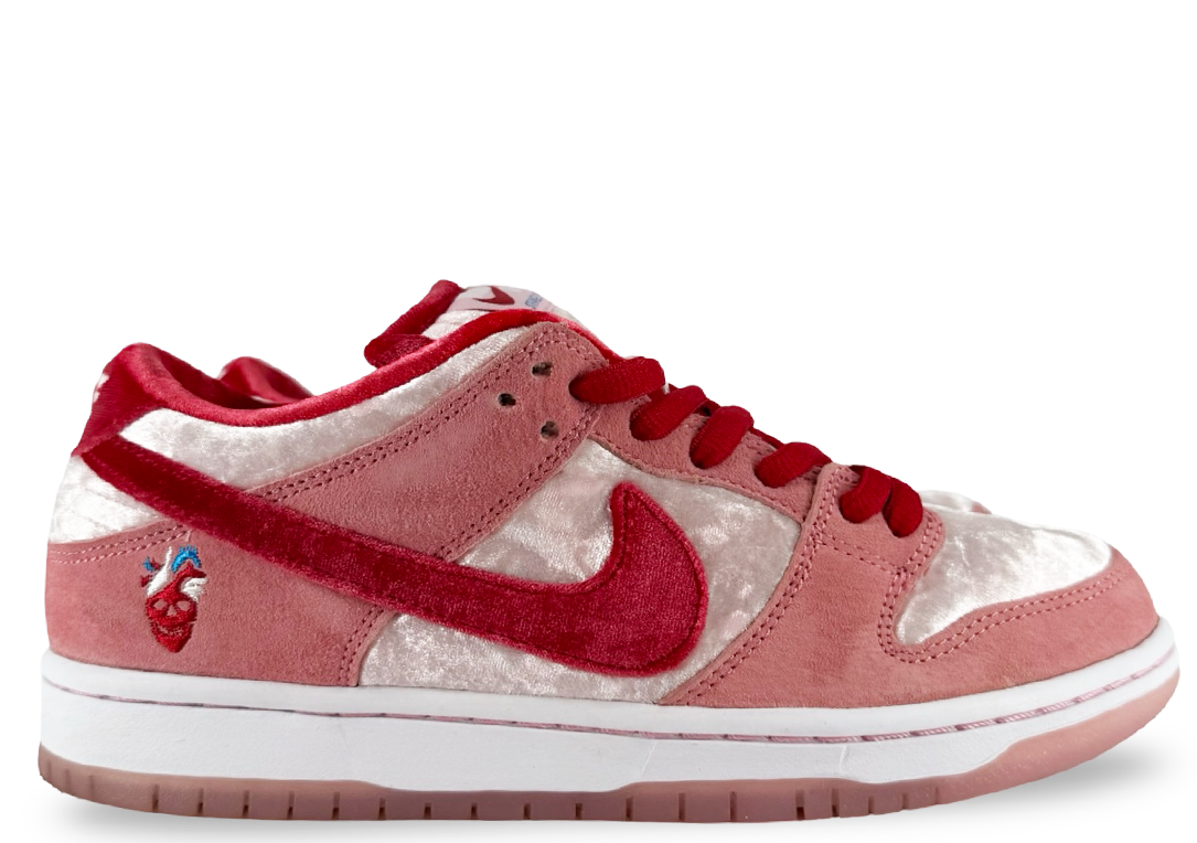 Nike SB Dunk Low StrangeLove Skateboards
