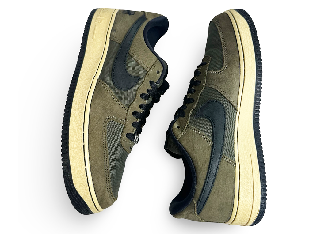 Nike Air Force 1 Low SP Undefeated Ballistic Dunk vs. AF1