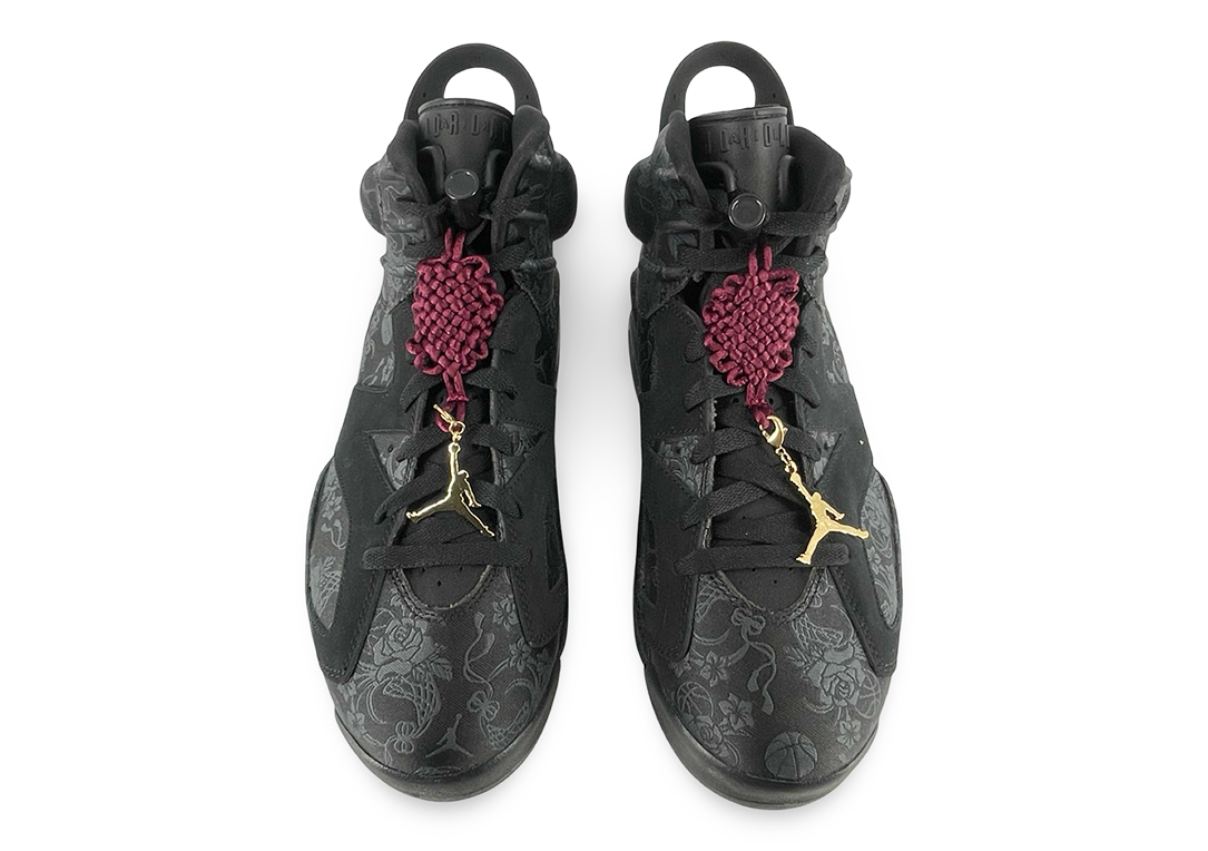 Jordan 6 Retro SD Triple Black (Women's)