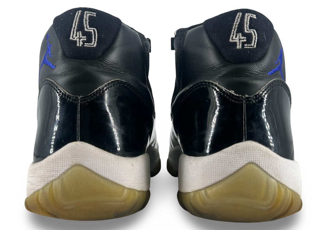 Jordan 11 Retro Space Jam (2016)