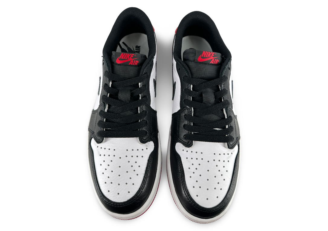 Jordan 1 Retro Low OG Black Toe (2023)
