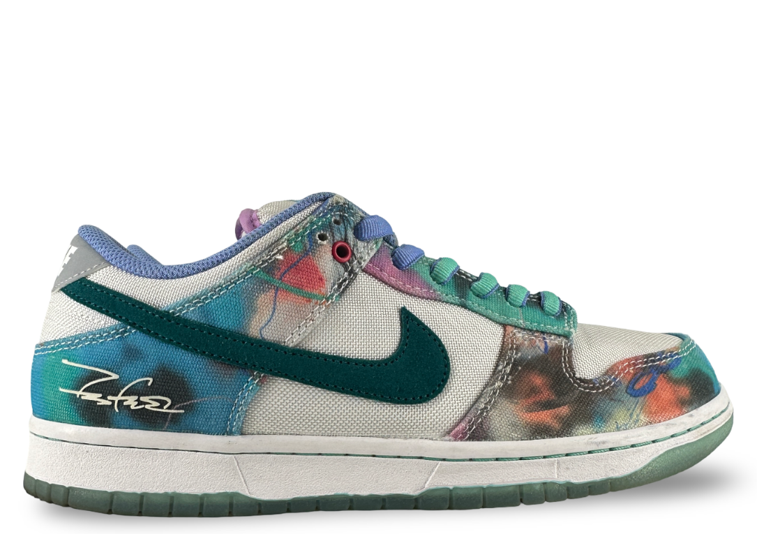 Nike SB Dunk Low Futura Laboratories Bleached Aqua