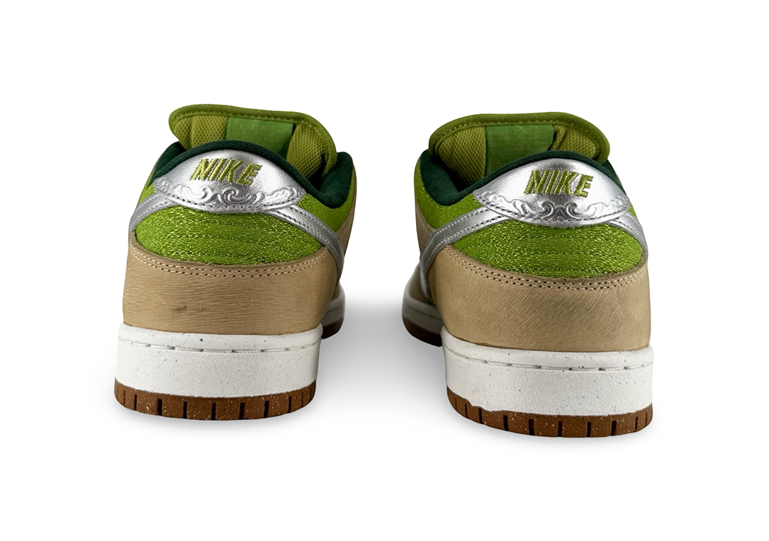 Nike SB Dunk Low Escargot