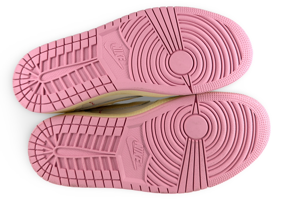 Jordan 1 Retro Low OG SP Travis Scott Shy Pink