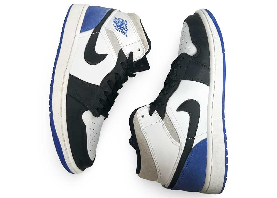 Jordan 1 Mid SE Royal Black Toe
