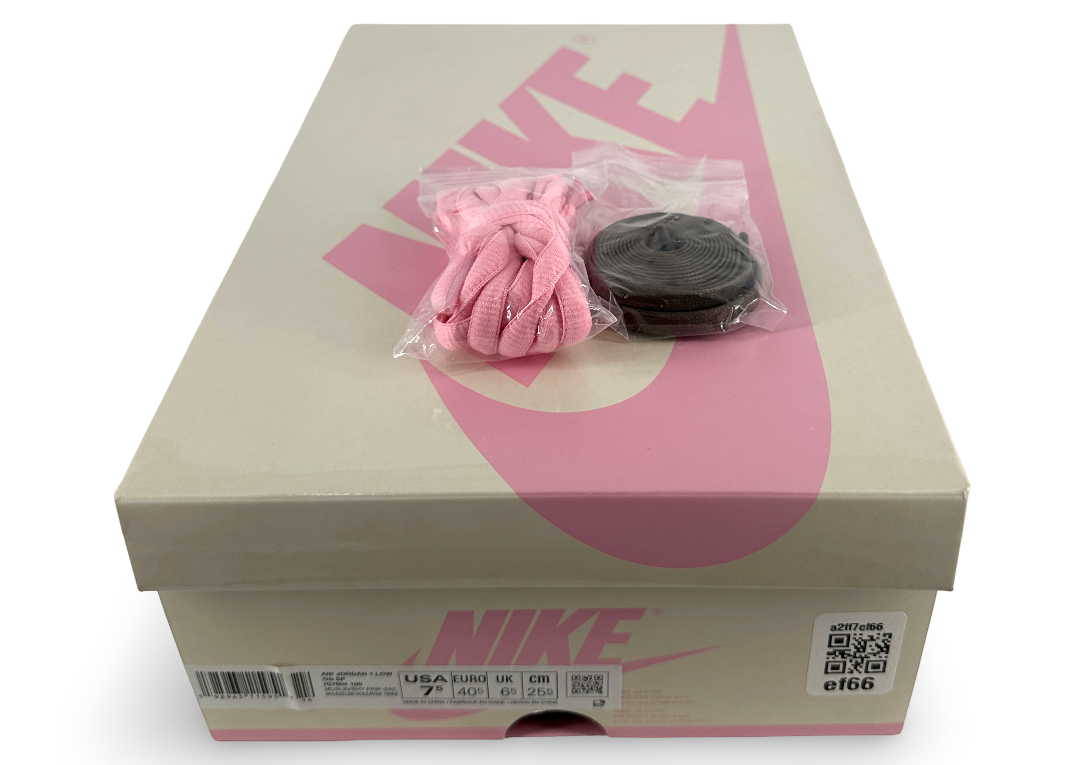 Jordan 1 Retro Low OG SP Travis Scott Shy Pink