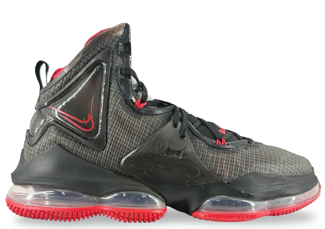 Nike LeBron 19 Bred