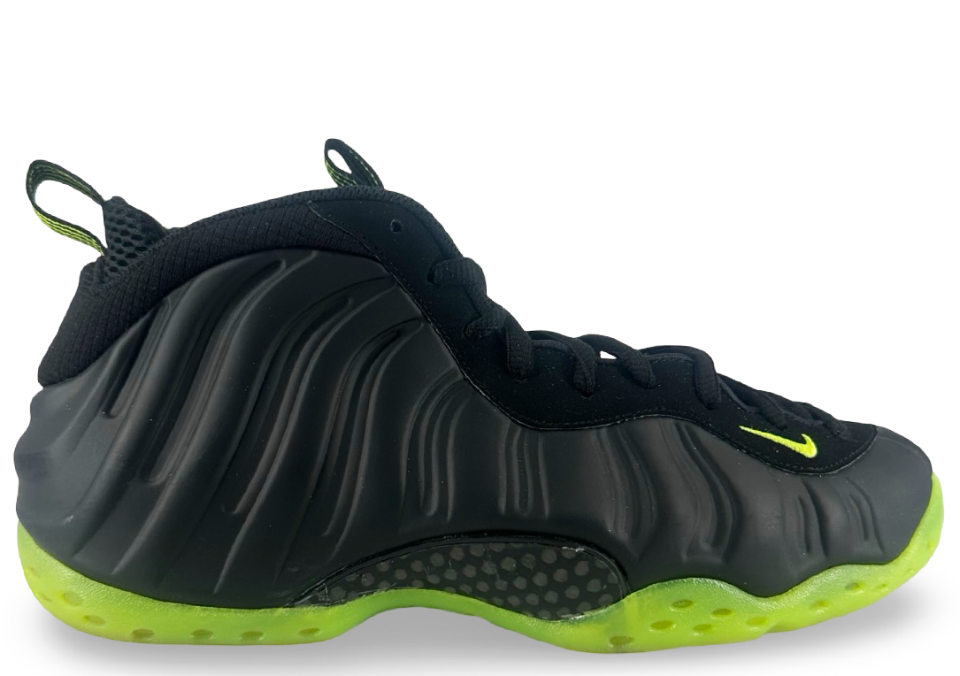 Nike Air Foamposite One Black Volt