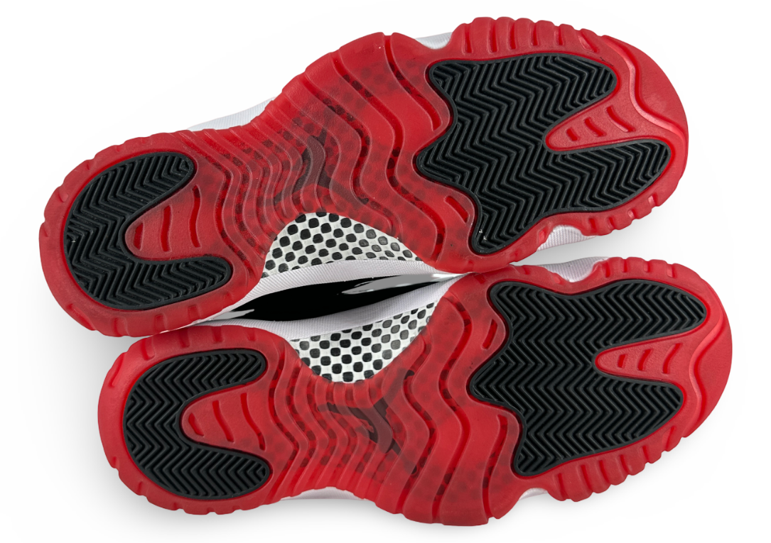 Jordan 11 Retro Playoffs Bred (2019)