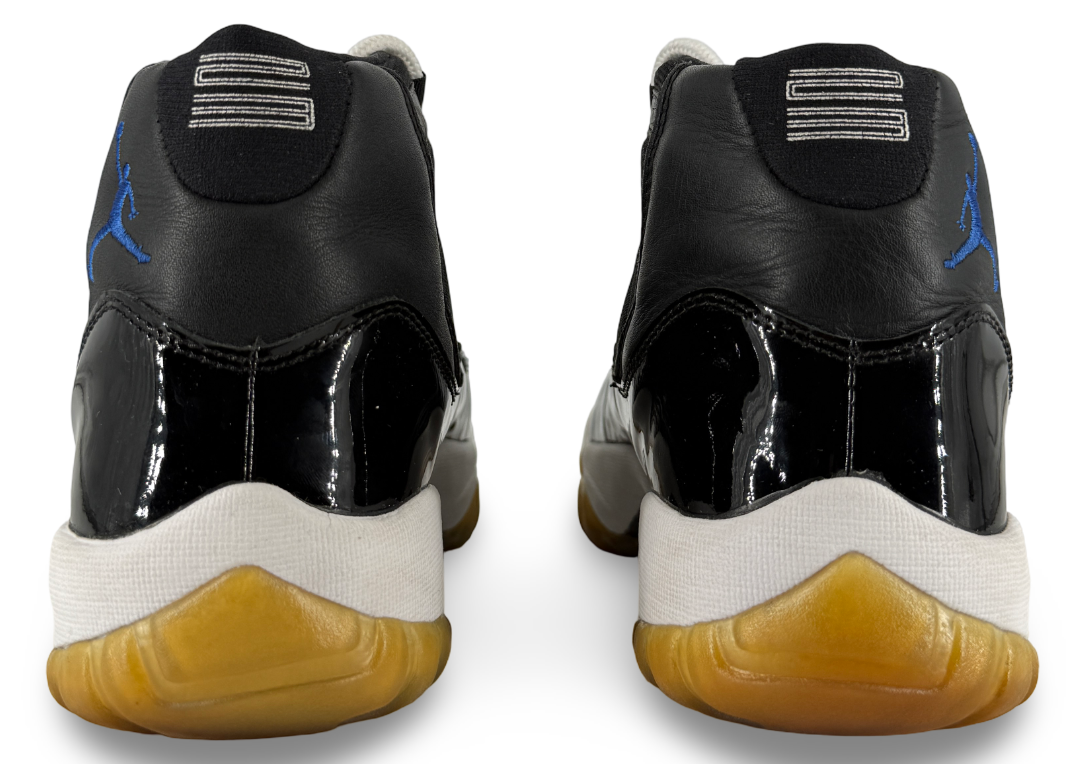 Jordan 11 Retro Space Jam (2000)