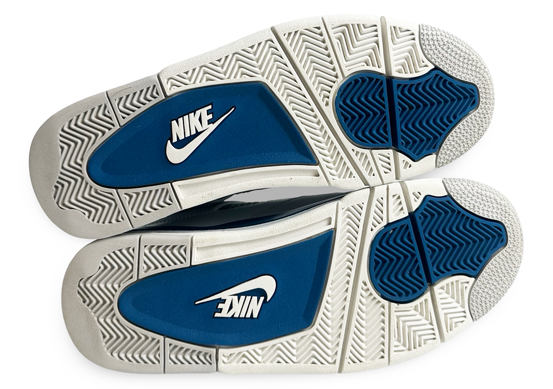 Jordan 4 Retro Military Blue (2024)