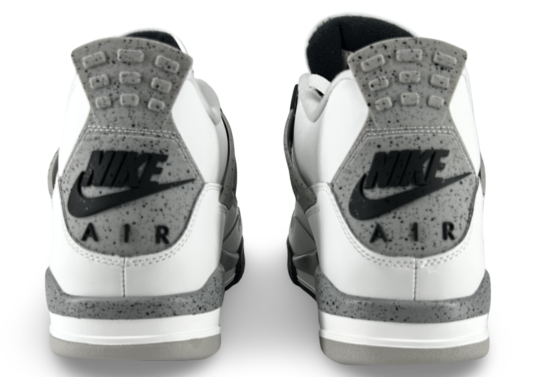 Jordan 4 Retro
White Cement (2025)