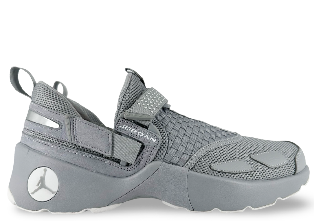 Jordan Trunner LX Wolf Grey