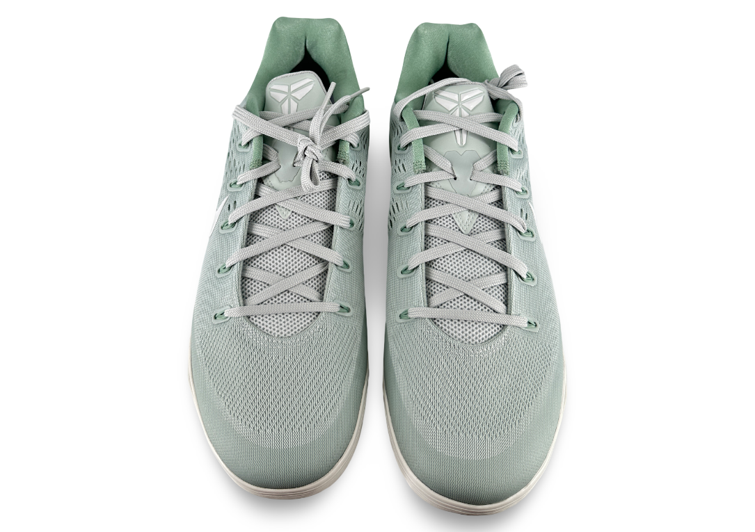 Nike Kobe 9 EM Low Protro Light Silver Steam