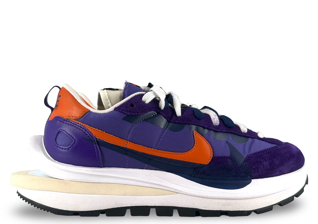 Nike Vaporwaffle sacai Dark Iris