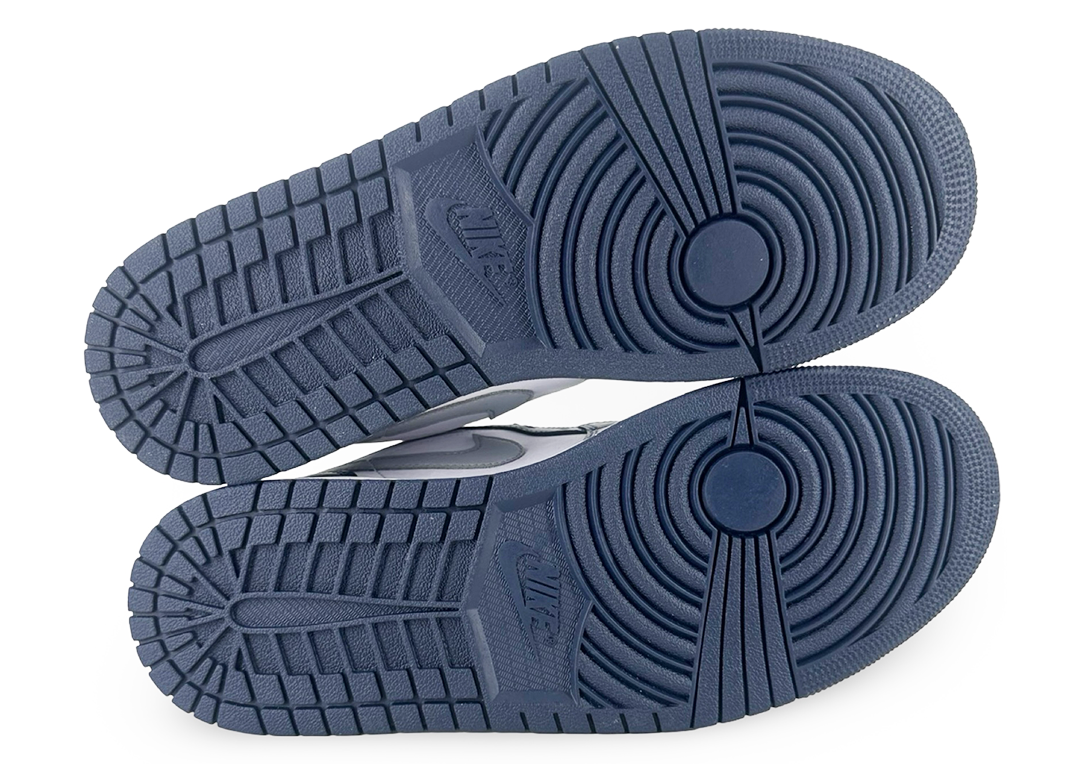 Jordan 1 Low Wolf Grey Midnight Navy