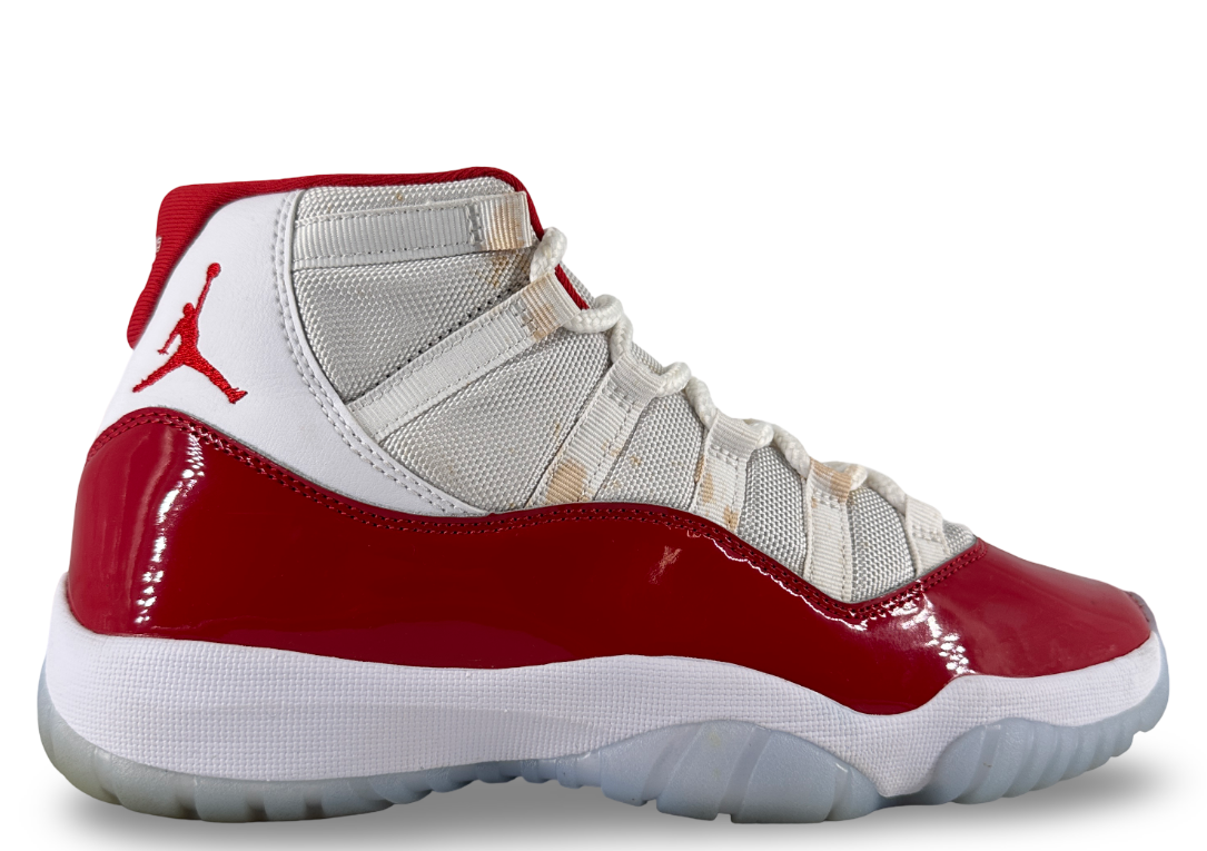 Jordan 11 Retro Cherry (2022)