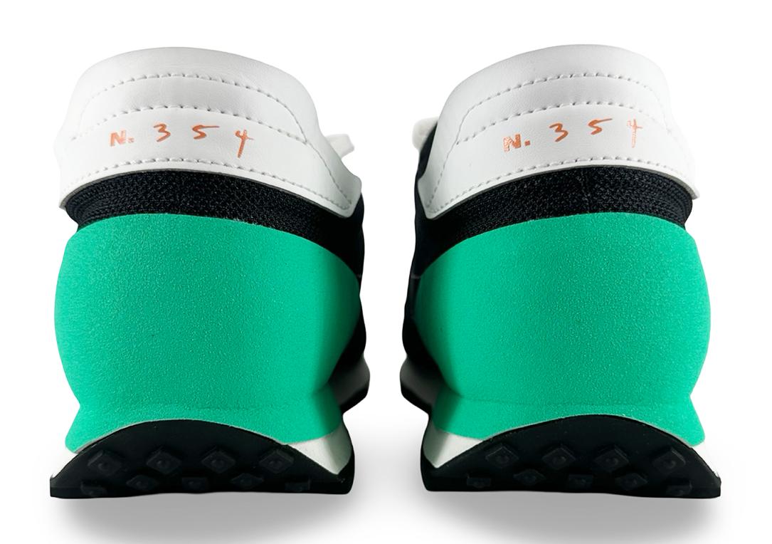 Nike Daybreak Type Black Menta