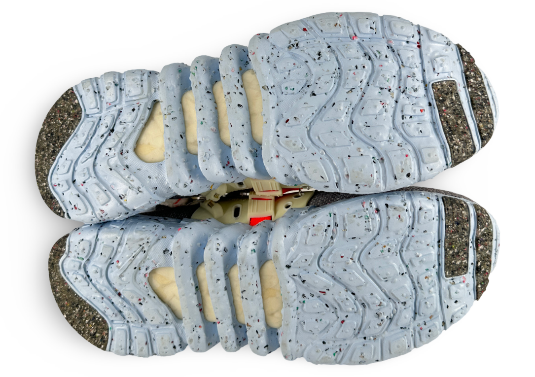 Nike Space Hippie 03 Vast Grey Hyper Crimson