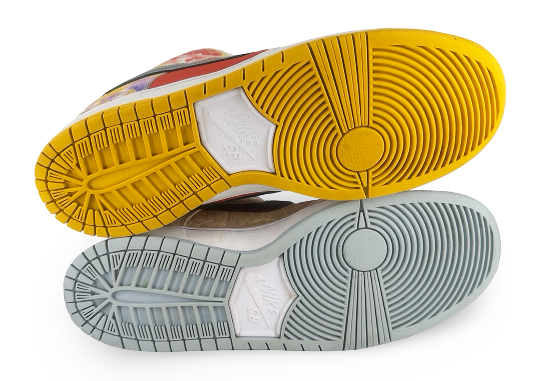 Nike SB Dunk Low Street Hawker (2021)