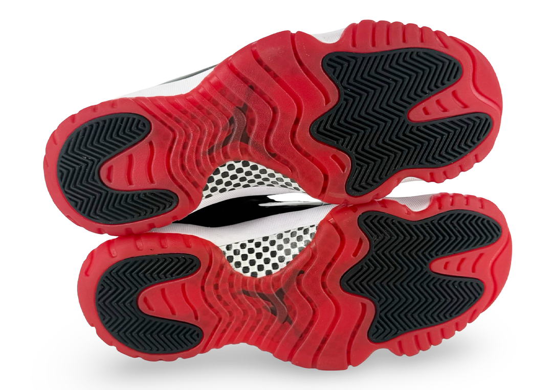 Jordan 11 Retro Playoffs Bred (2019)