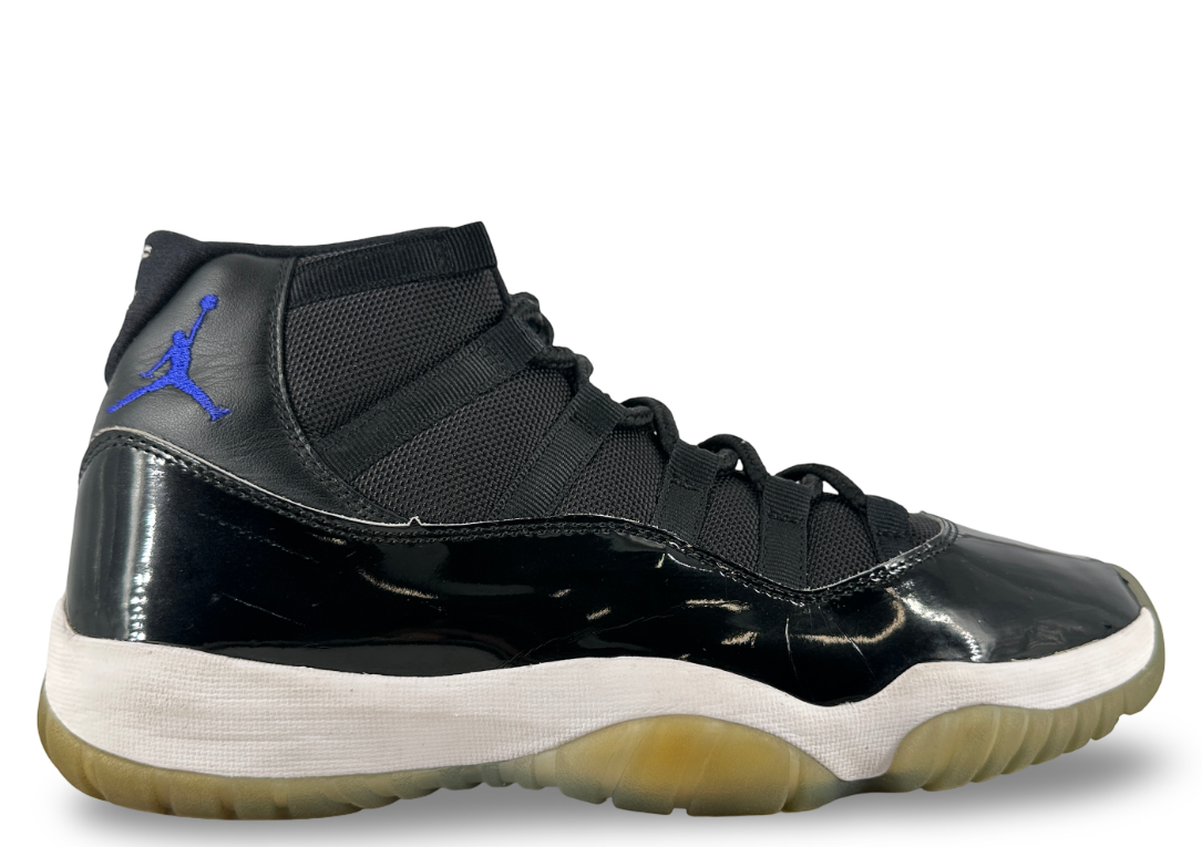 Jordan 11 Retro Space Jam (2016)
