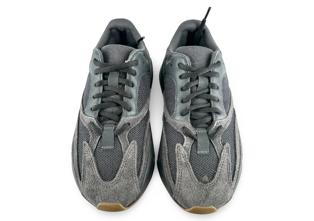 adidas Yeezy Boost 700 Utility Black