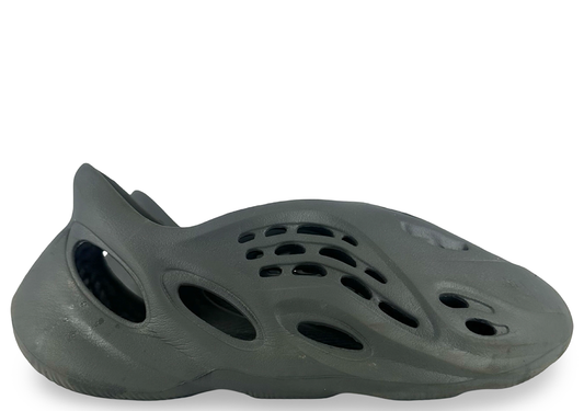 adidas Yeezy Foam RNR Onyx