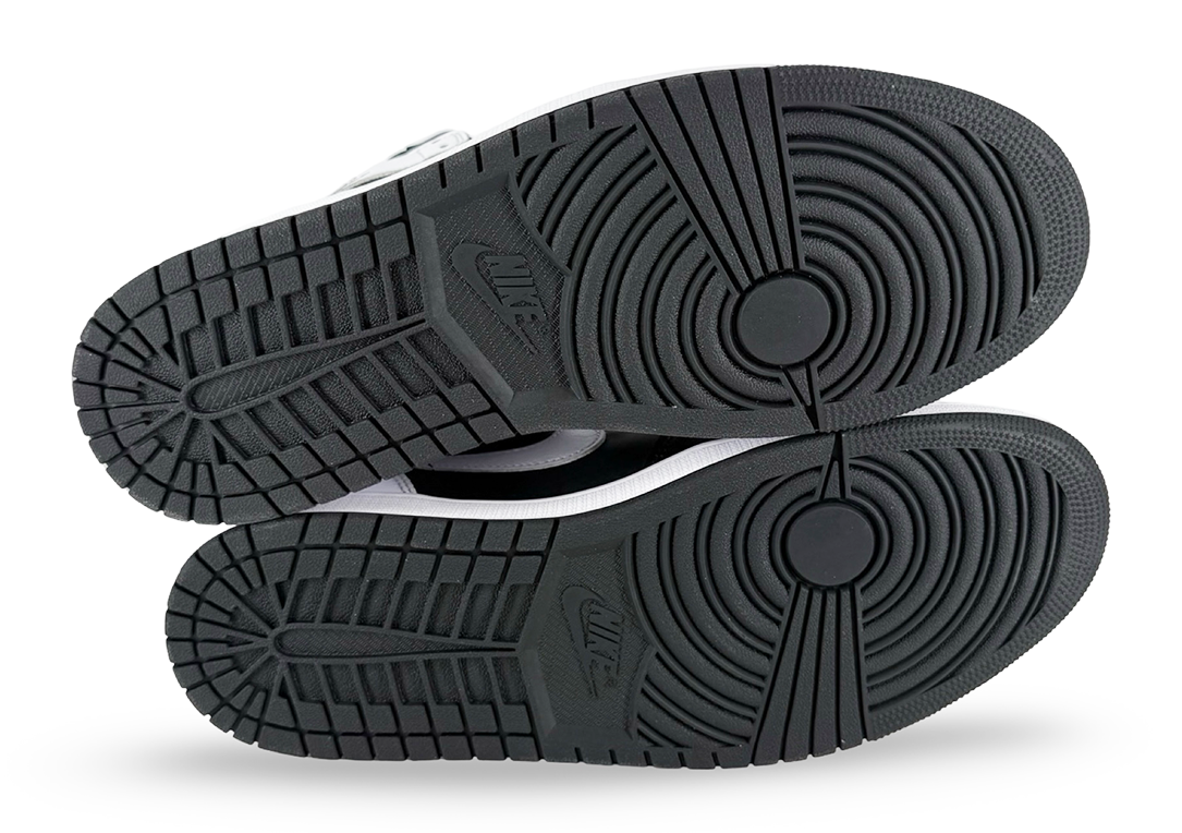 Jordan 1 Retro High OG Black White