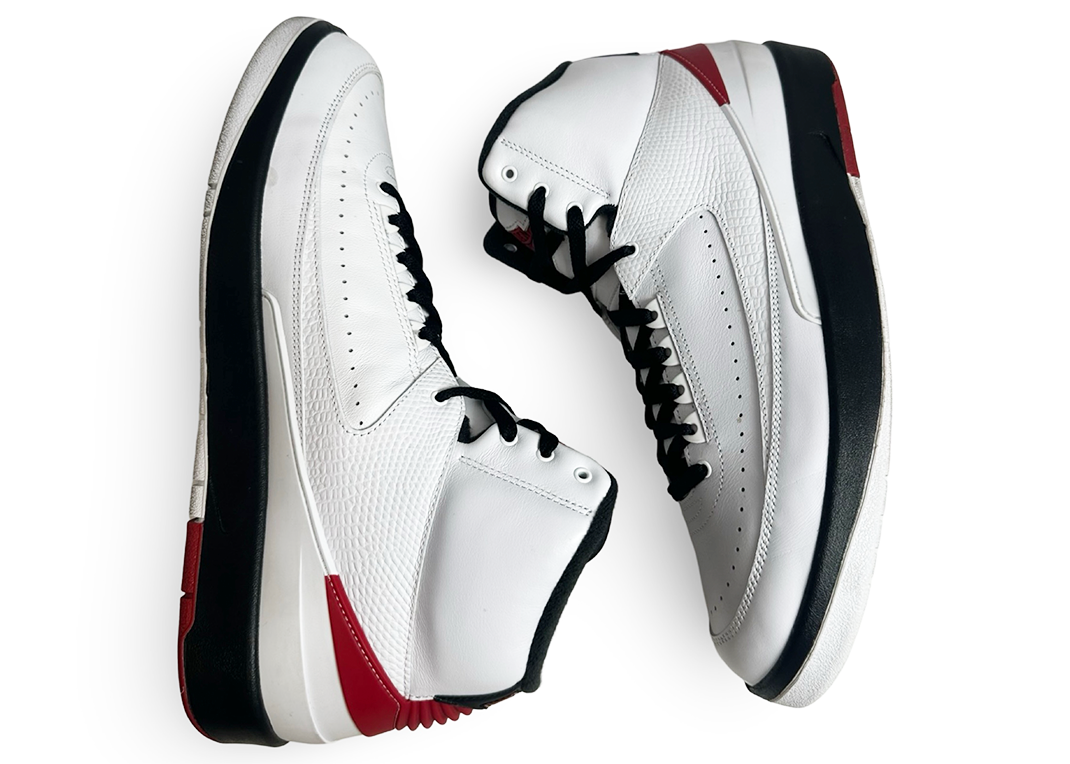 Jordan 2 Retro OG Chicago (2022)