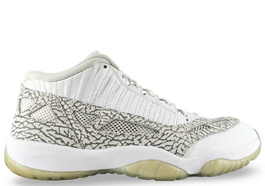 Jordan 11 Retro Low IE Cobalt (2015)