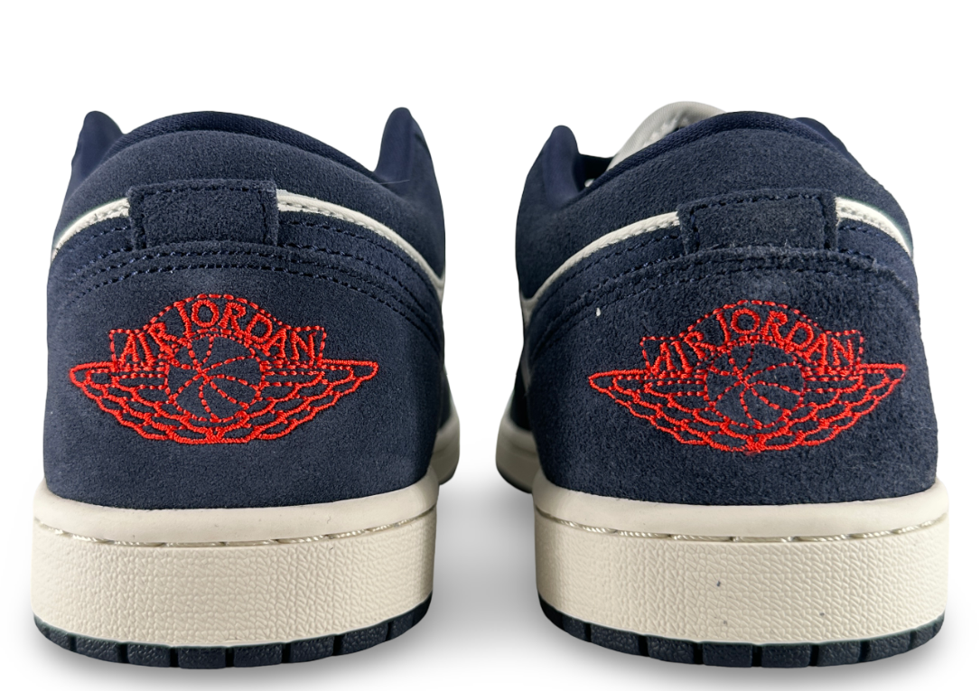 Jordan 1 Low SE Obsidian Suede