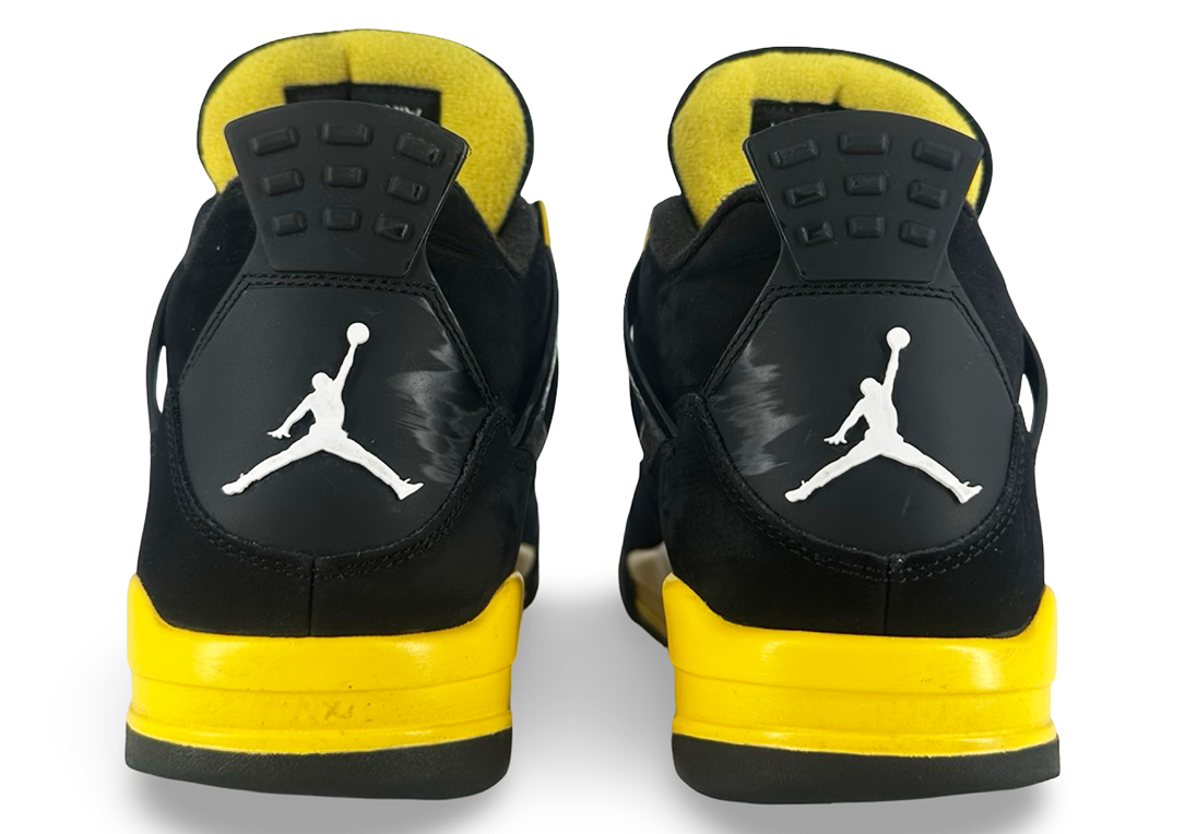 Jordan 4 Retro Thunder (2023)