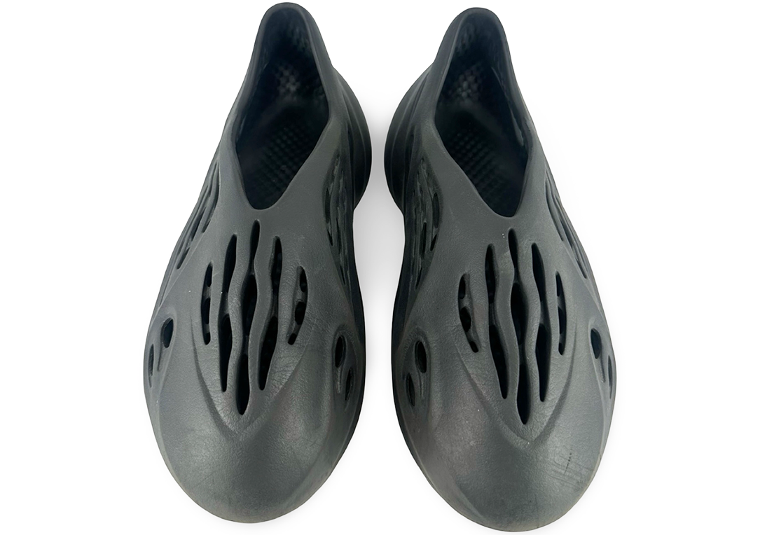 adidas Yeezy Foam RNR Onyx