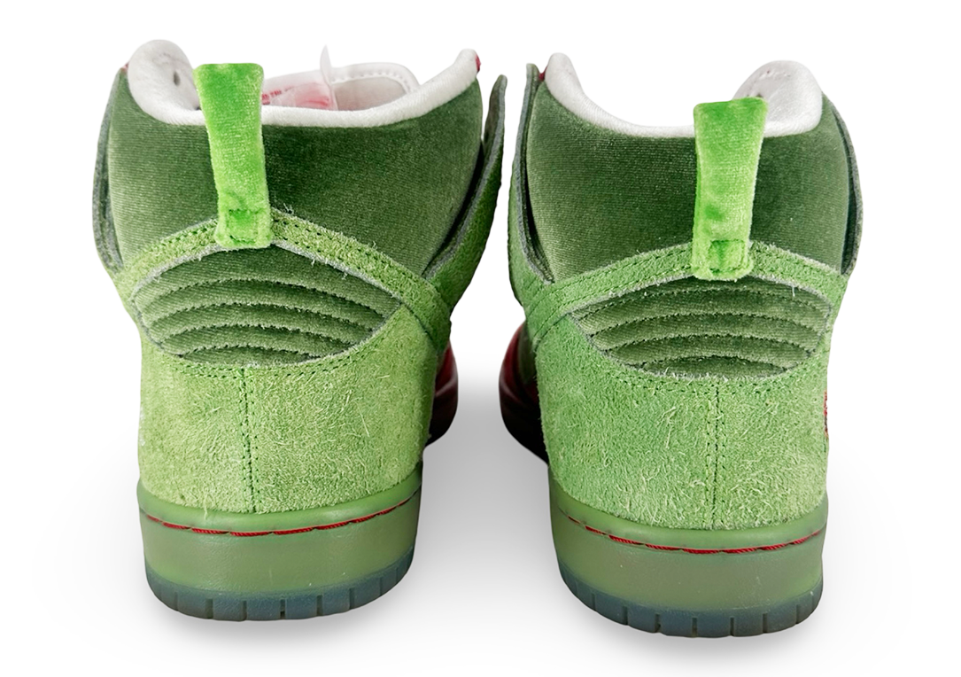 Nike SB Dunk High Strawberry Cough