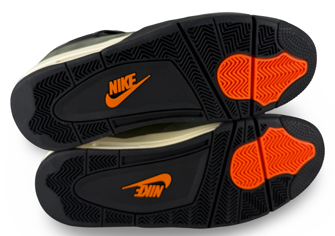 Jordan 4 Retro OG SP Undefeated (2025)